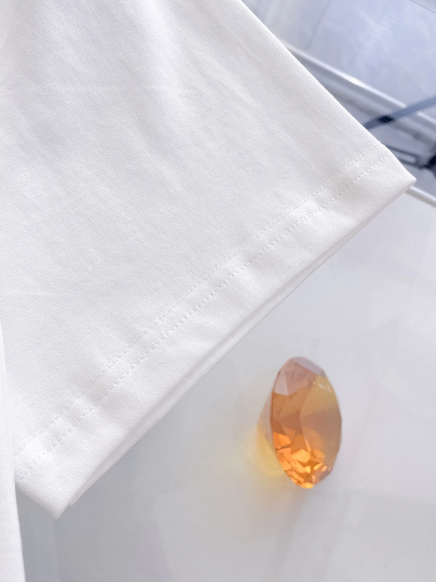 Gucci Tシャツ 白黒 花柄 - 画像 (8)