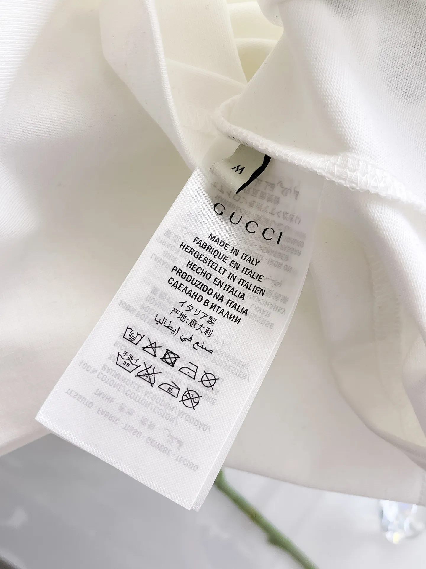 Gucci Tシャツ 白黒 花柄 - 画像 (9)