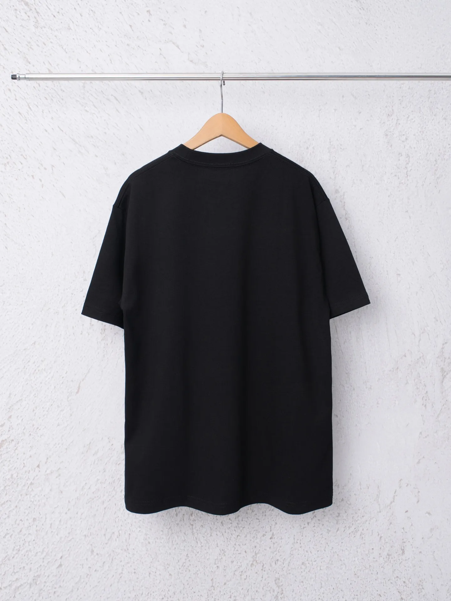 Christian Dior 黒色 立体刺繍Tシャツ - 画像 (3)
