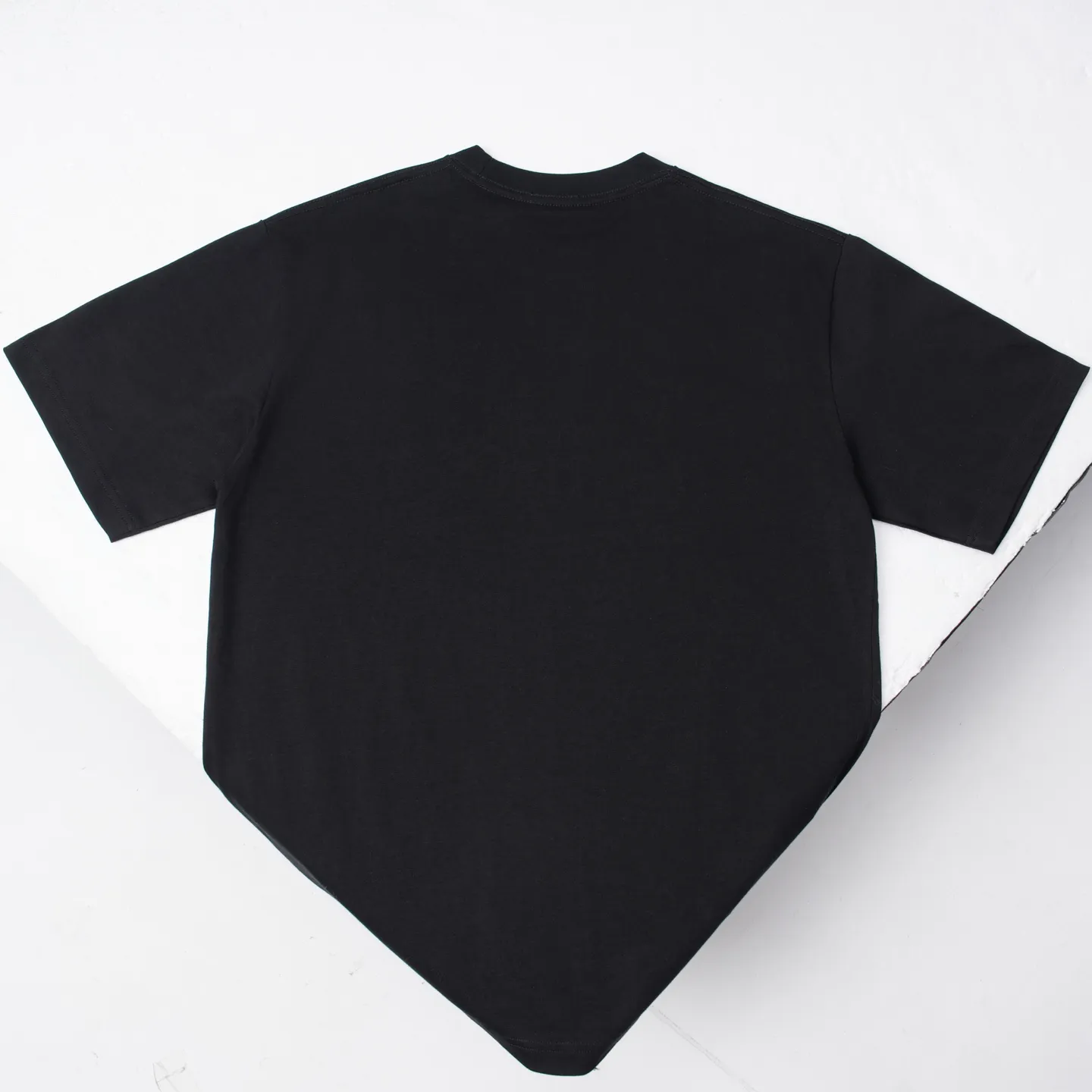 Christian Dior 黒色 立体刺繍Tシャツ - 画像 (5)