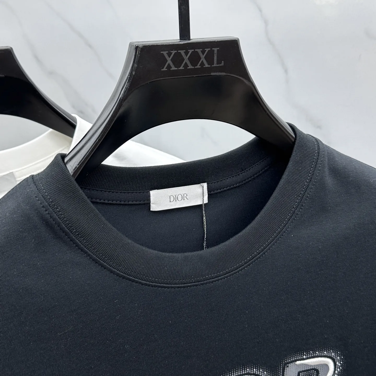 Christian Dior 黒 ロゴ刺繍Tシャツ - 画像 (5)