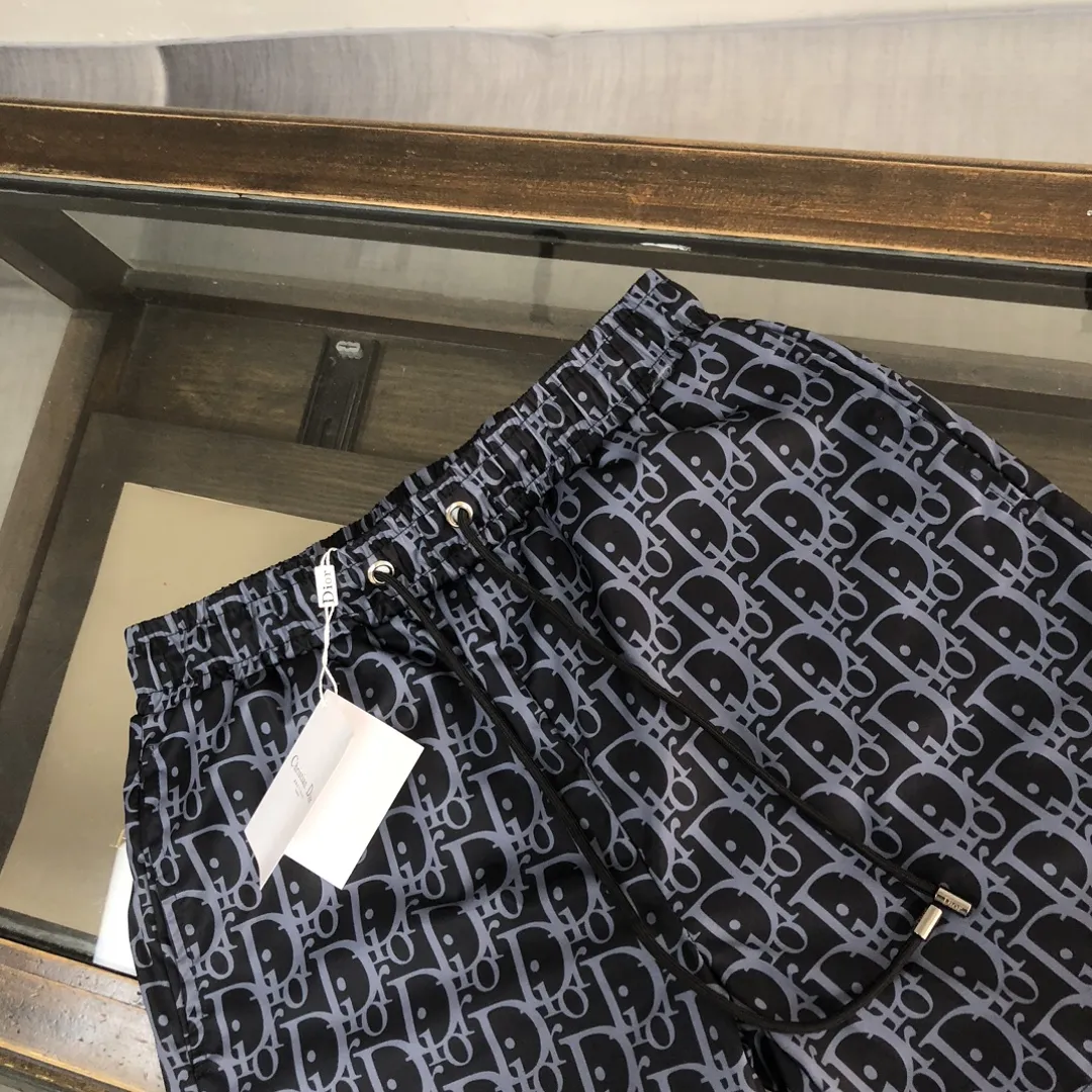 DIOR 2024 黒 フルフラワービーチパンツ - 画像 (3)