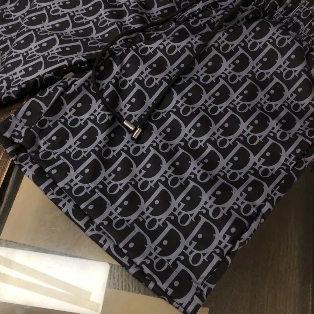 DIOR 2024 黒 フルフラワービーチパンツ - 画像 (8)