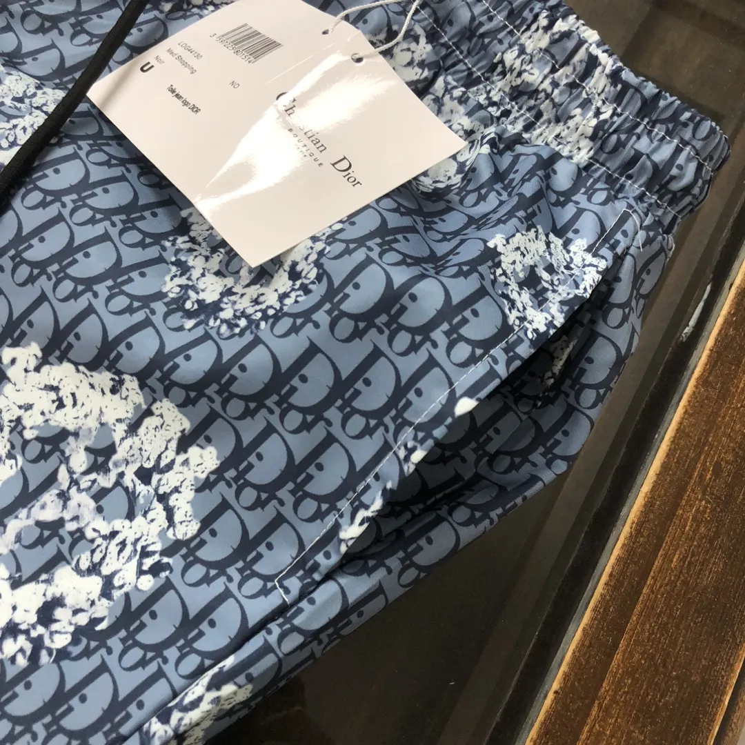 DIOR 2024新作ビーチショーツ ブルー柄 - 画像 (4)