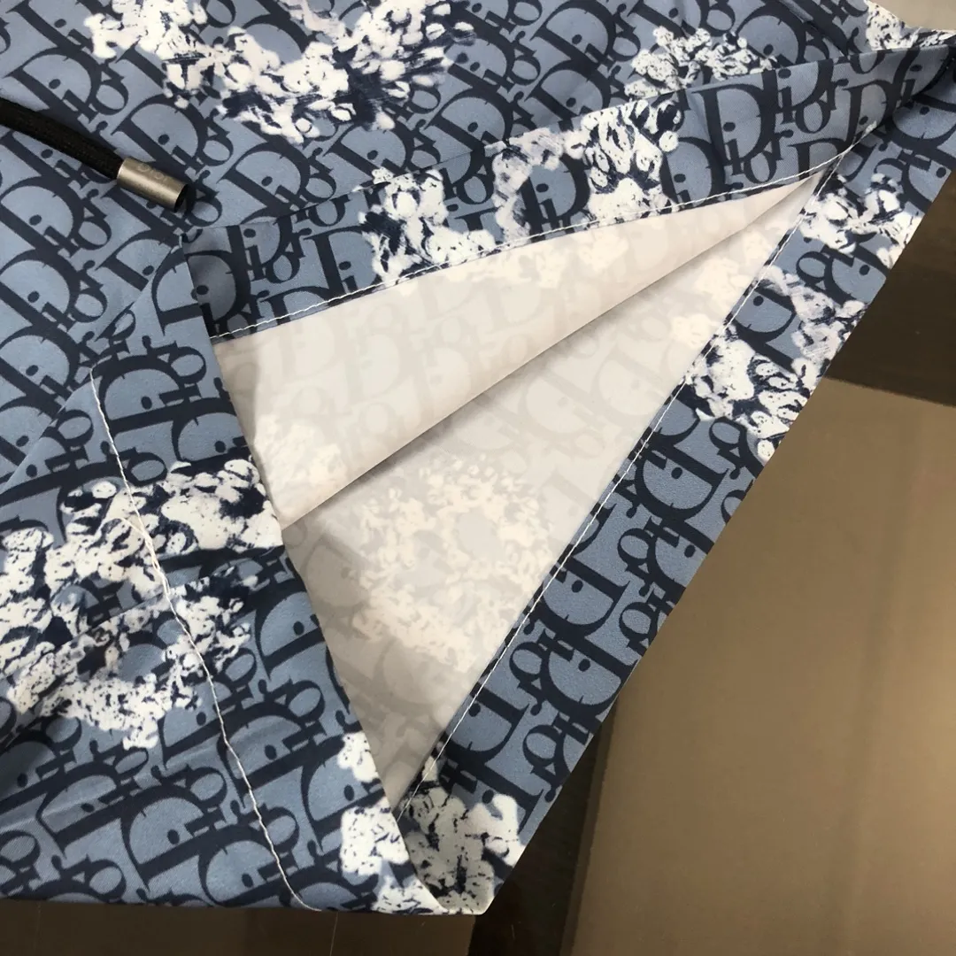 DIOR 2024新作ビーチショーツ ブルー柄 - 画像 (9)