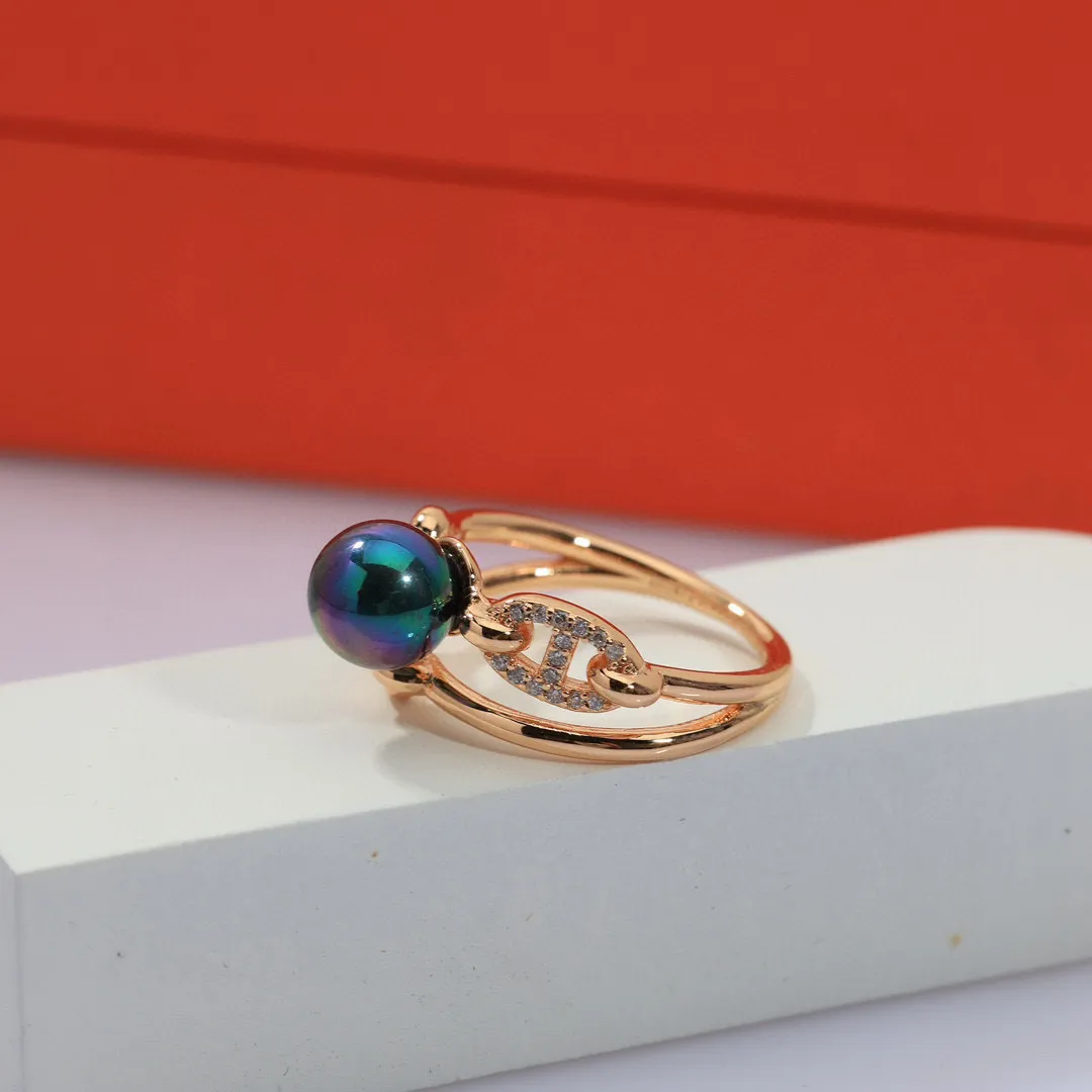 HERMÈS新作黒ブレスレット豚の鼻デザイン