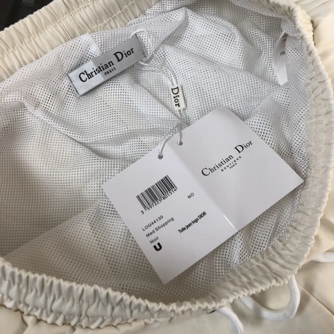 DIOR 2024新作ビーチショーツ 白 スタイル - 画像 (7)