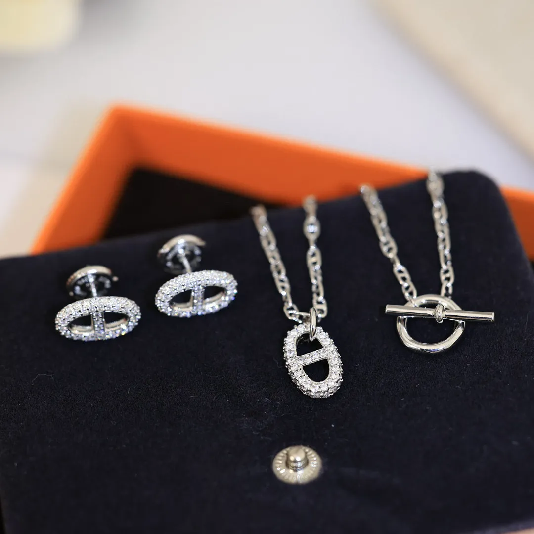 Hermès新作黒ブレスレット豚の鼻デザイン - 画像 (7)