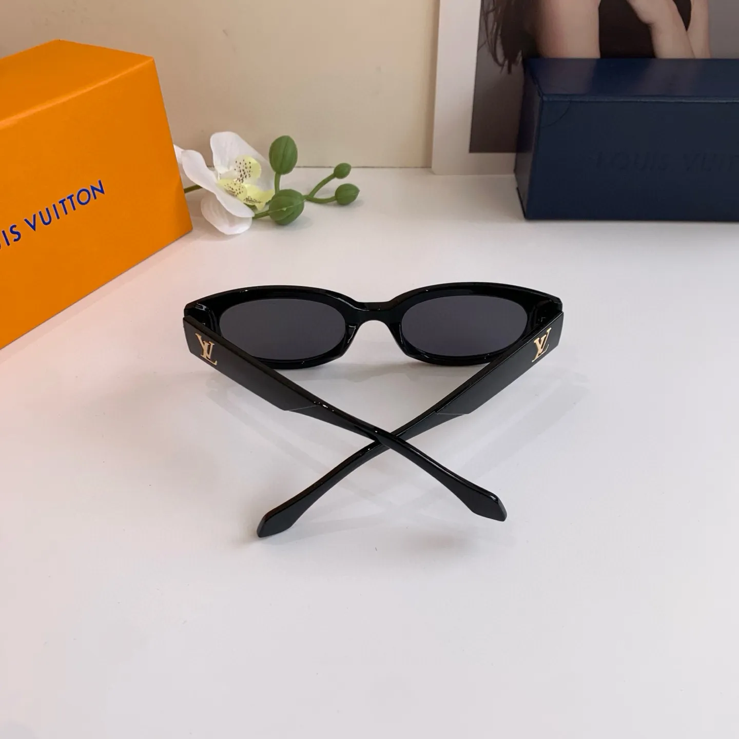 ルイヴィトン 黒 小さな広場 サングラス 新作 - 画像 (7)