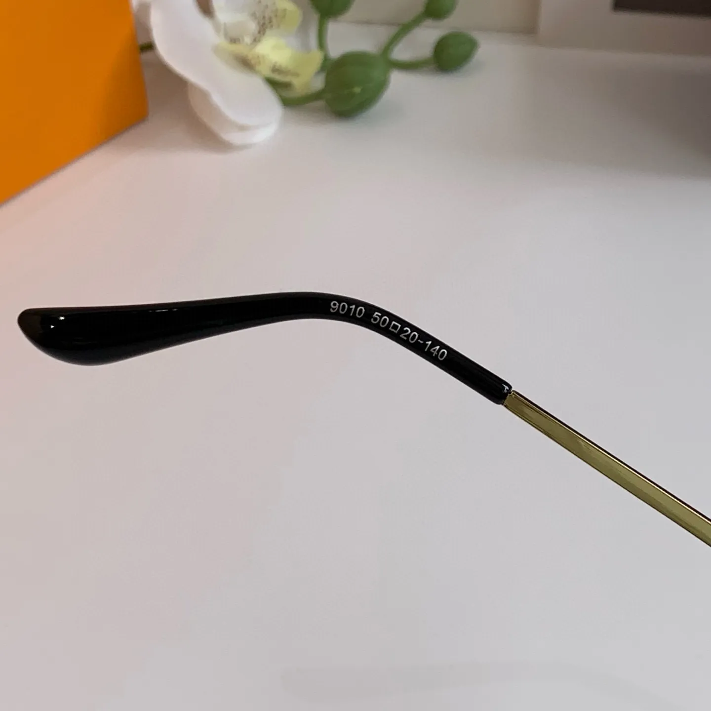 ルイヴィトン 新作黒スクエアフレームサングラス - 画像 (7)