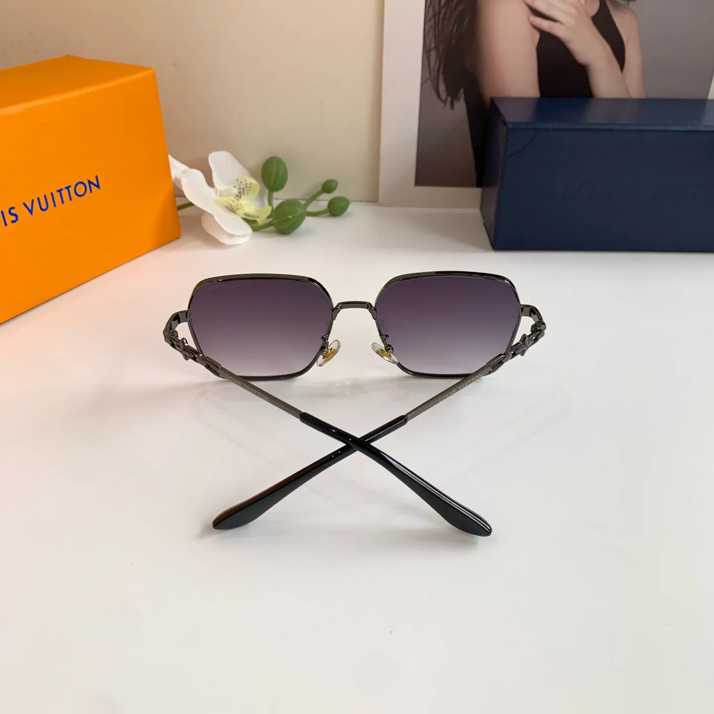 ルイヴィトン 黒 スクエアフレーム サングラス 新作 - 画像 (7)