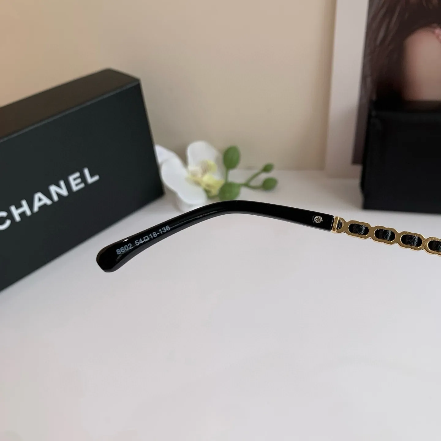 CHANEL新作黒ブルーライトカット眼鏡スクエアフレーム - 画像 (8)