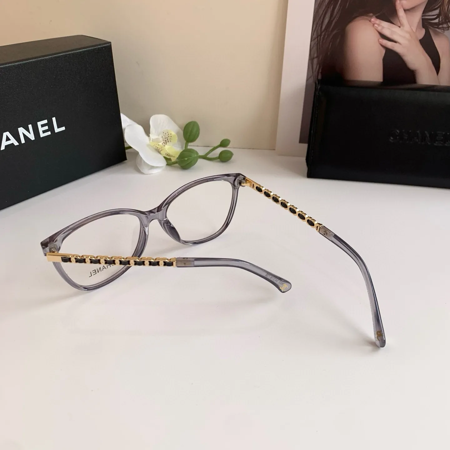 CHANEL新作ブルーライトカットメガネ黒スクエアフレーム - 画像 (8)