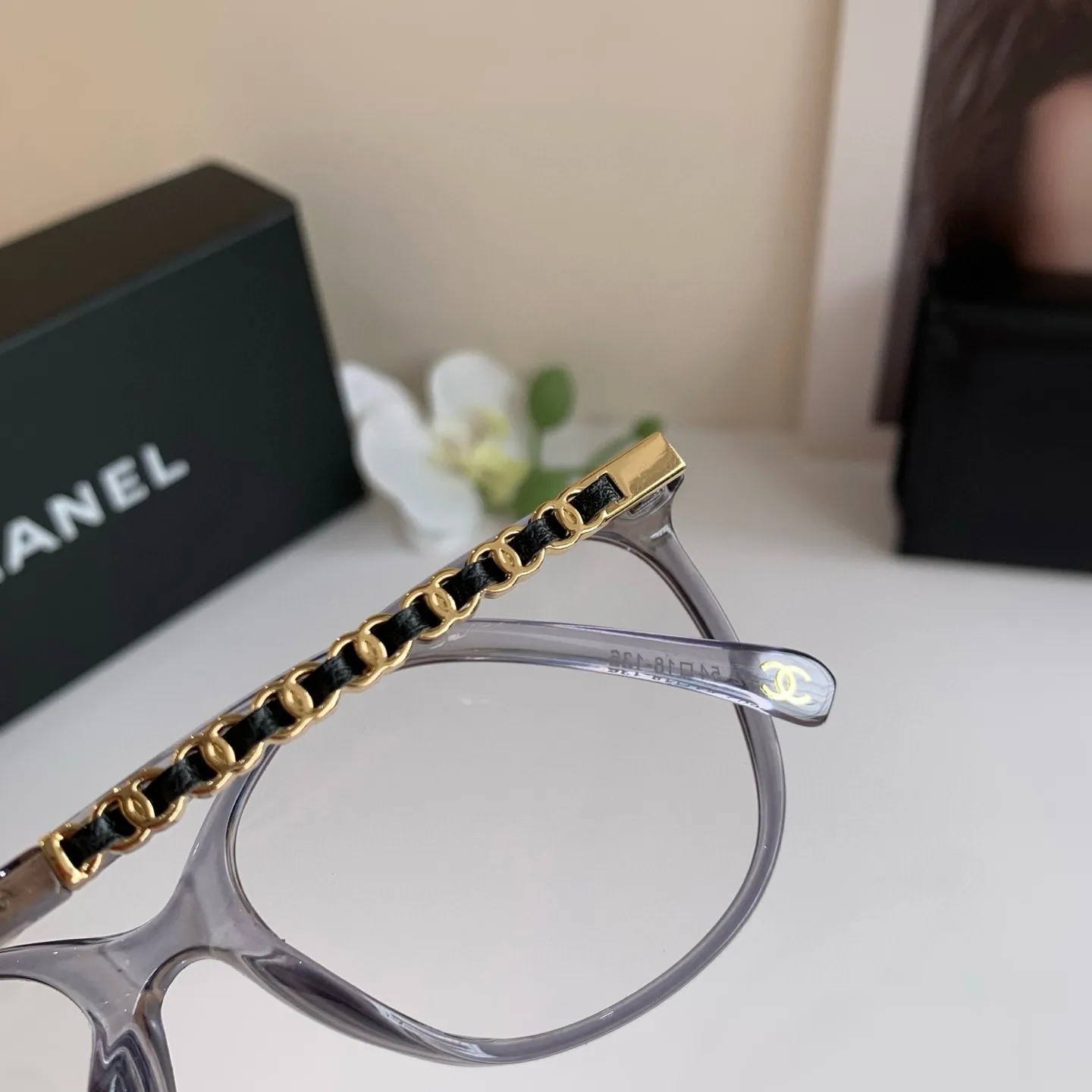 CHANEL新作ブルーライトカットメガネ黒スクエアフレーム - 画像 (9)