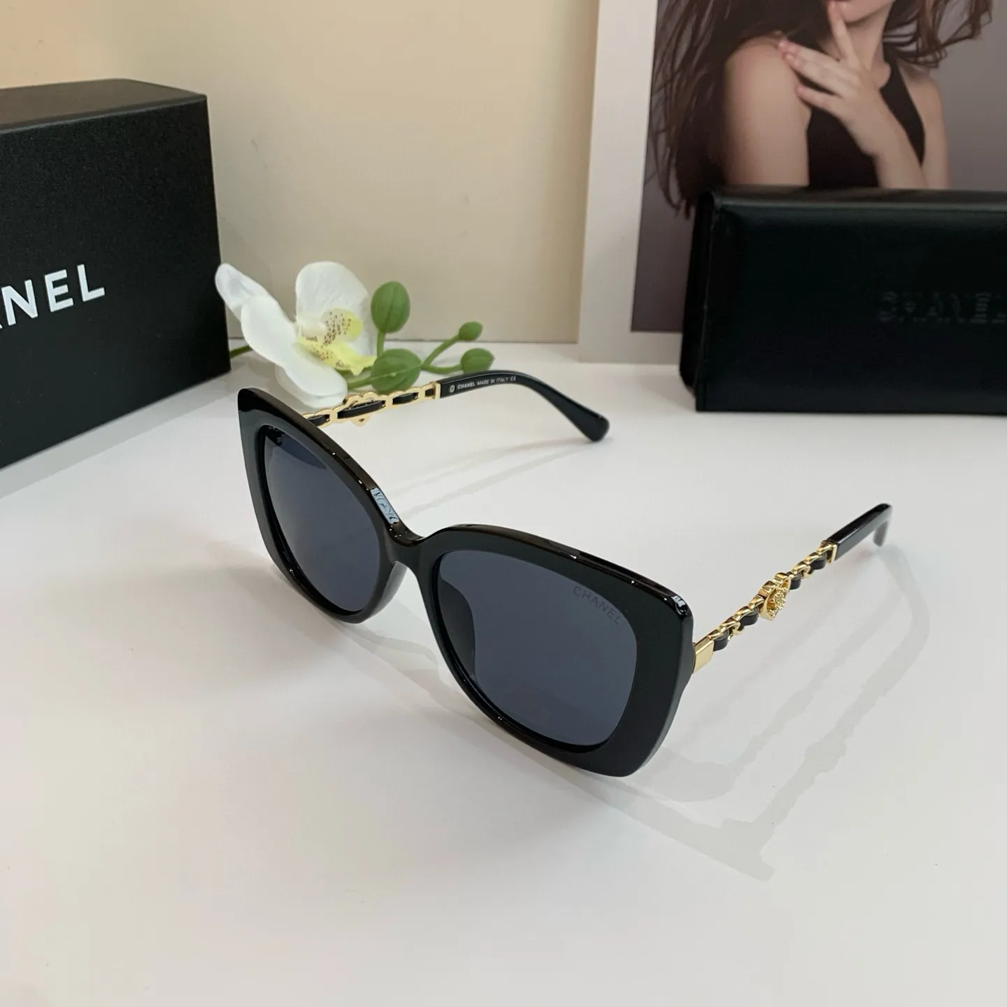 シャネル新作黒スクエアフレームサングラス - 画像 (3)