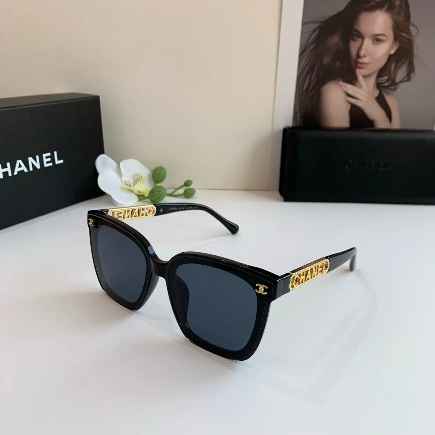シャネル新作黒スクエアフレームサングラス - 画像 (3)