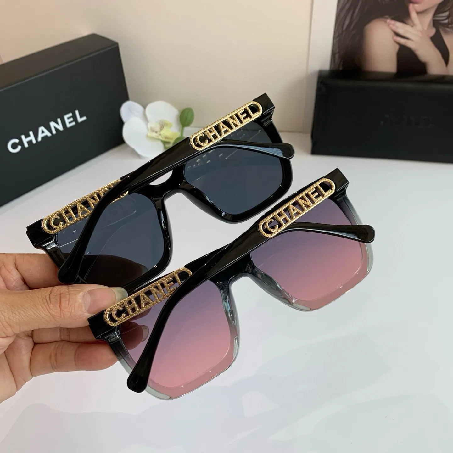 シャネル新作黒スクエアフレームサングラス - 画像 (5)