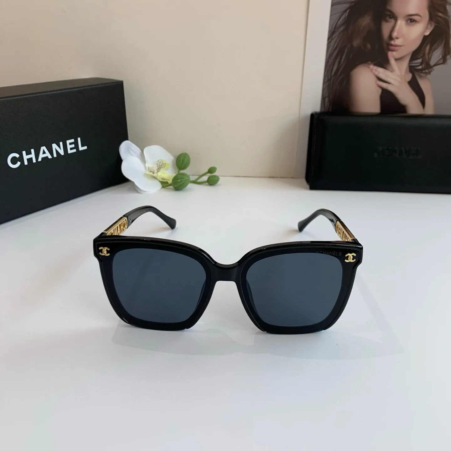 シャネル新作黒スクエアフレームサングラス - 画像 (7)