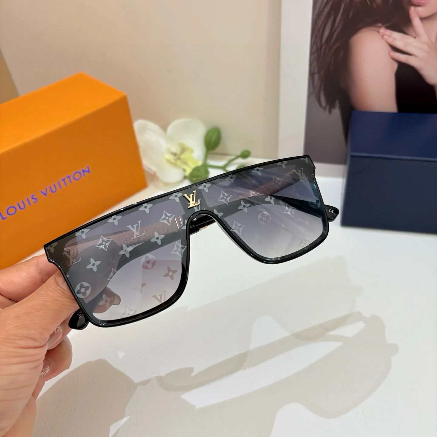 ルイヴィトン新作黒スクエアフレームサングラス - 画像 (4)