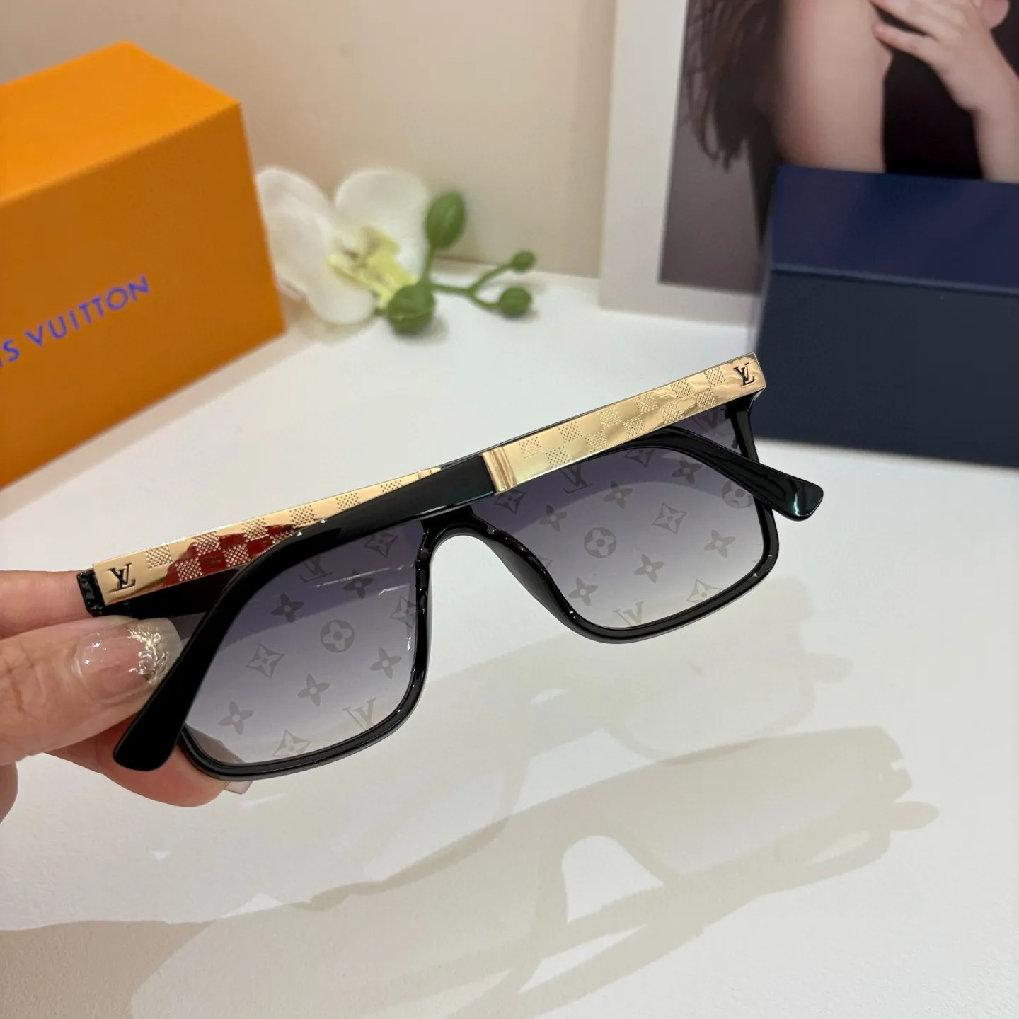 ルイヴィトン新作黒スクエアフレームサングラス - 画像 (5)