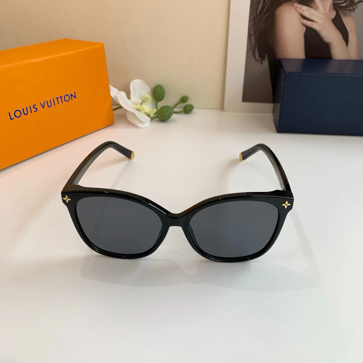 ルイヴィトン 黒 サングラス 新作スクエアフレーム - 画像 (6)