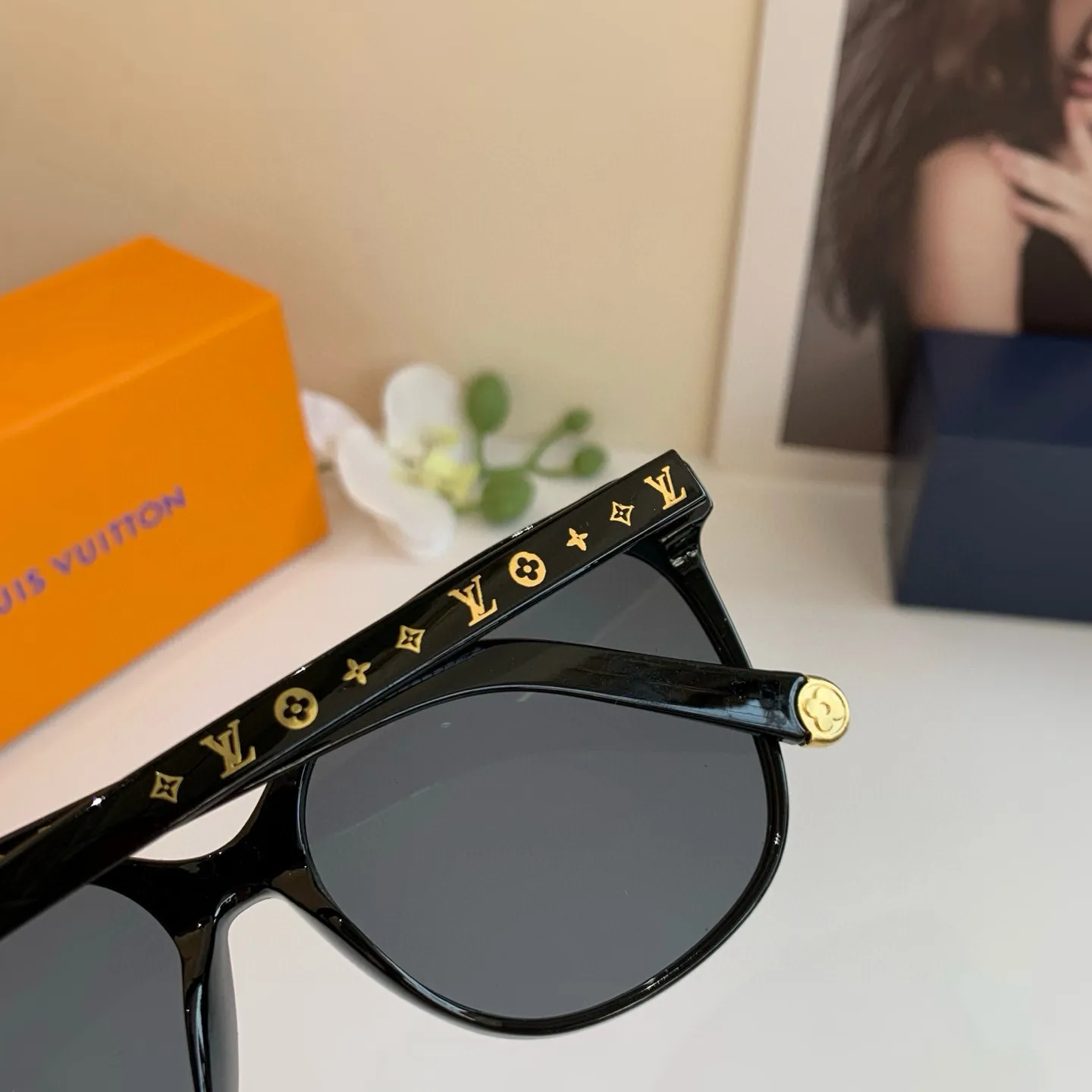 ルイヴィトン 黒 サングラス 新作スクエアフレーム - 画像 (8)