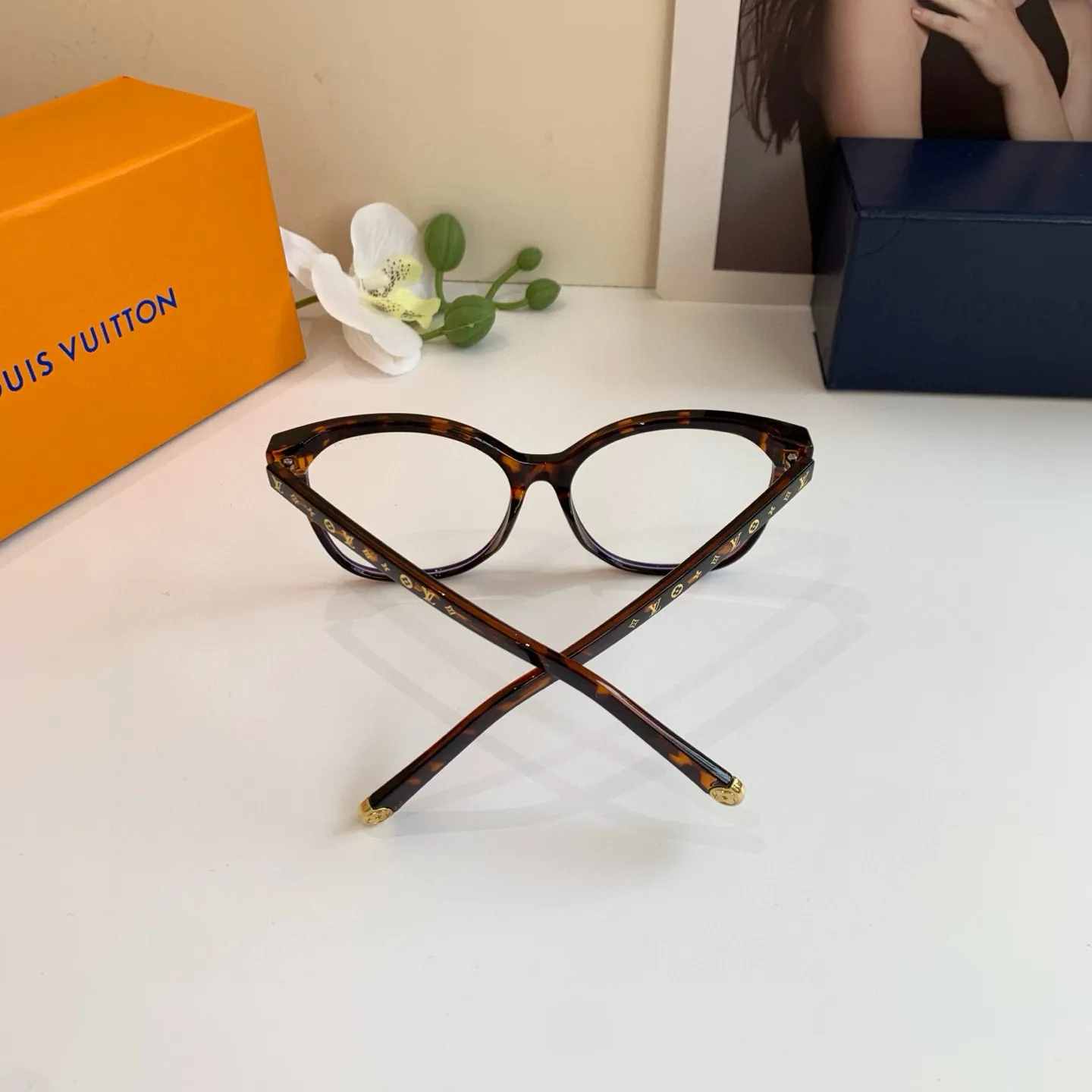 ルイヴィトン 新作 ブラック ファッション眼鏡 - 画像 (9)