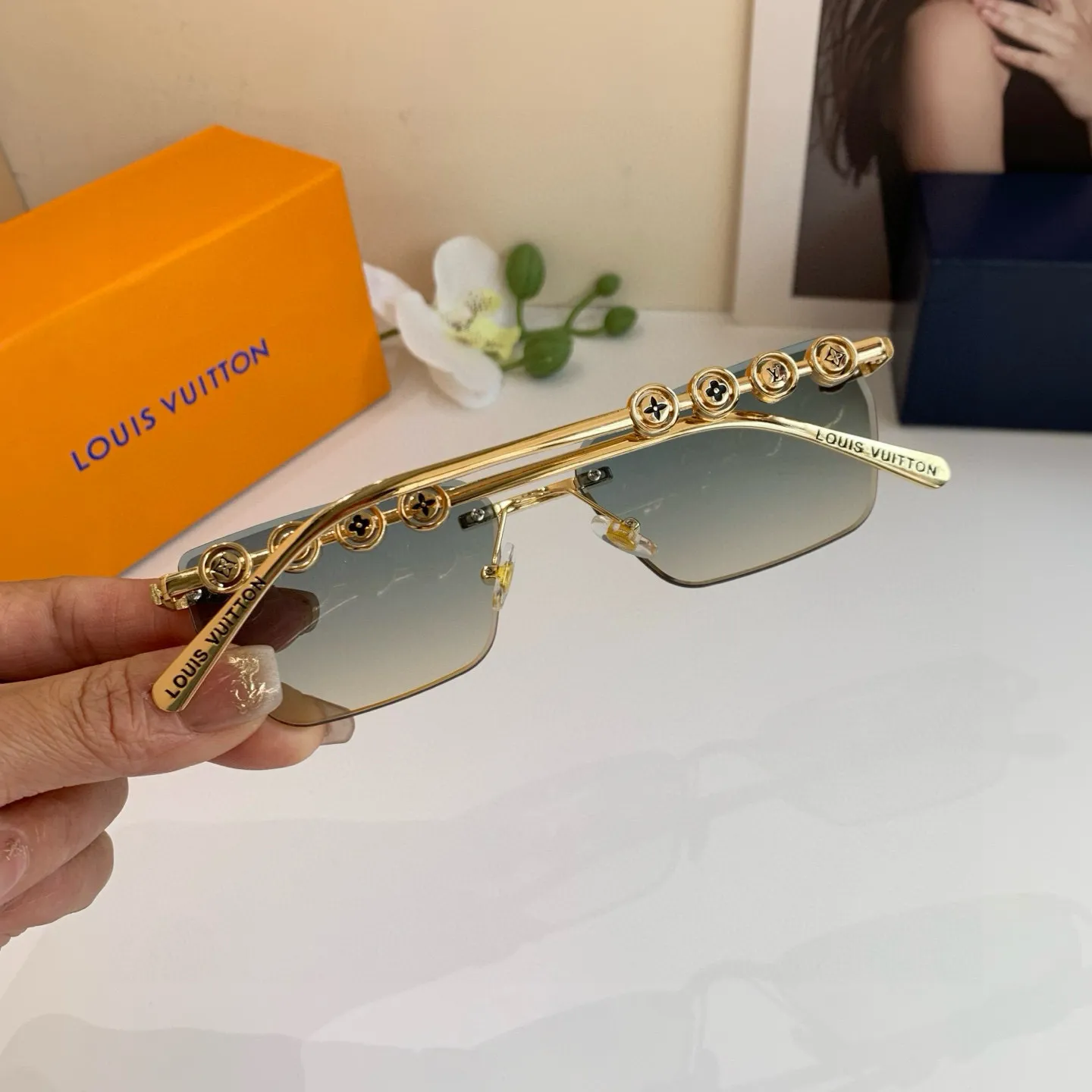 ルイヴィトン 新作 黒 サングラス スクエアフレーム - 画像 (3)