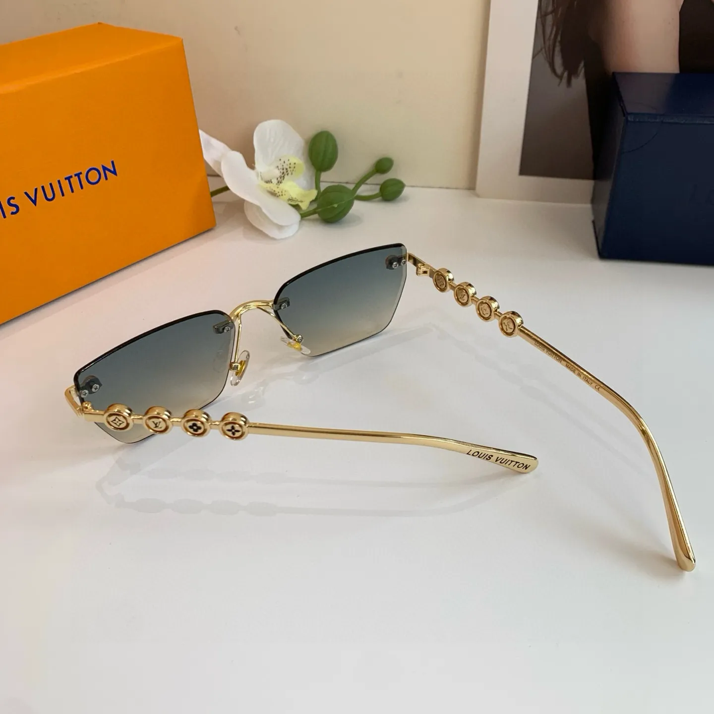 ルイヴィトン 新作 黒 サングラス スクエアフレーム - 画像 (7)