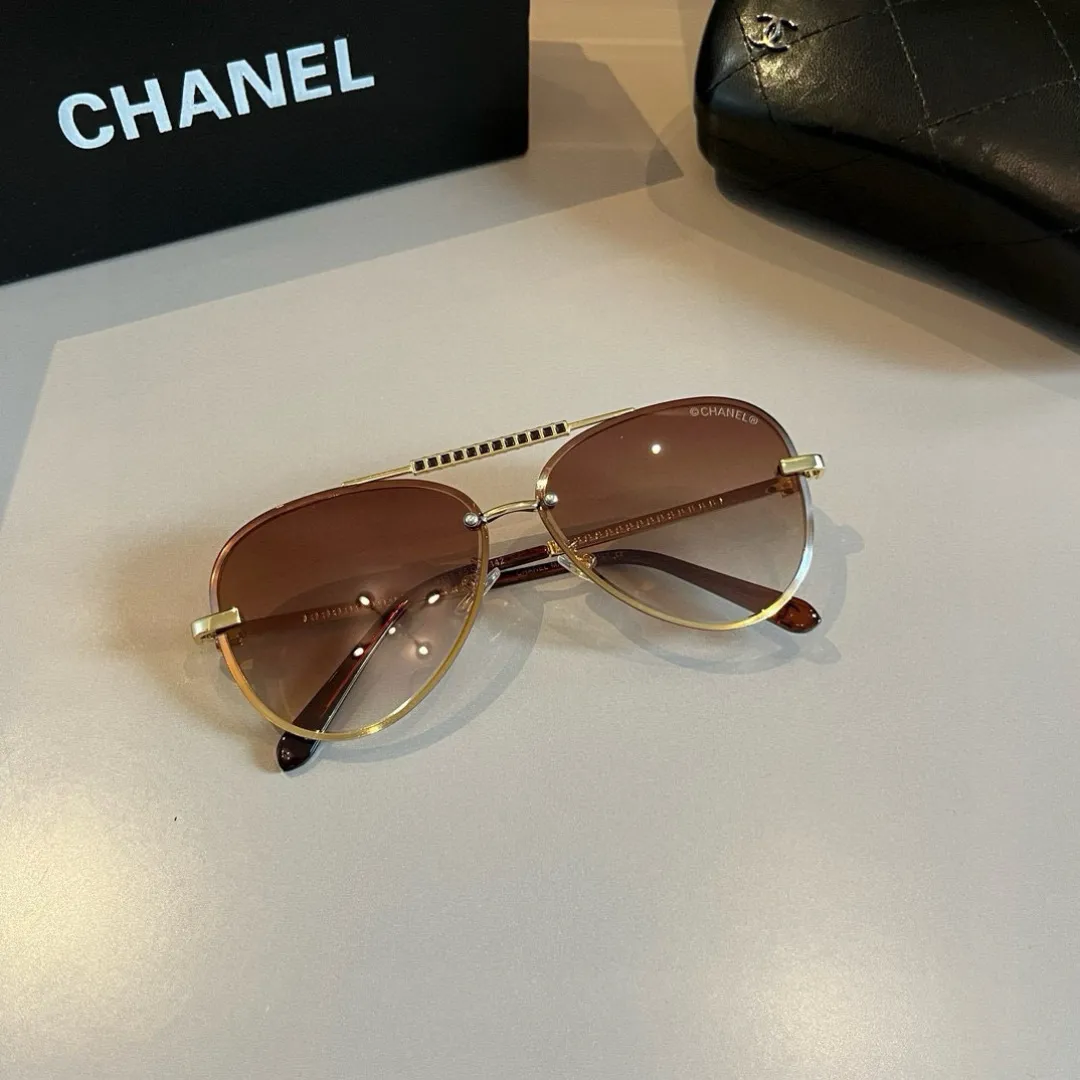 シャネル新作黒サングラススクエアフレーム - 画像 (6)