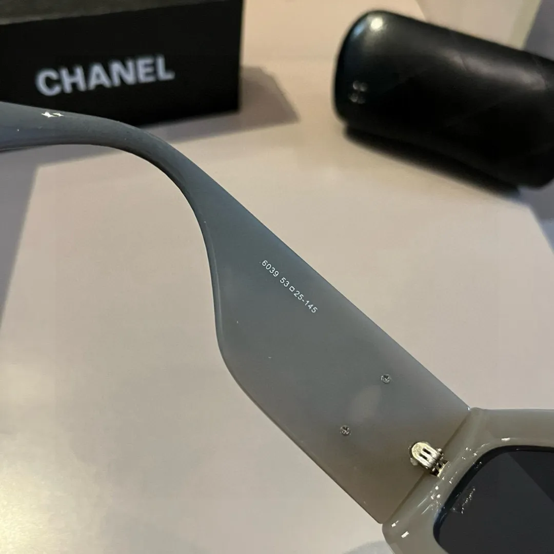 シャネル新作黒サングラススクエアフレーム - 画像 (10)