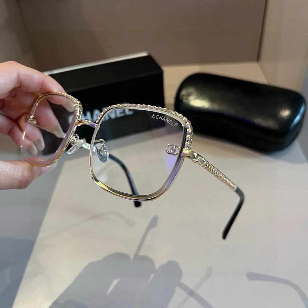 シャネル新作黒サングラススクエアフレーム - 画像 (4)