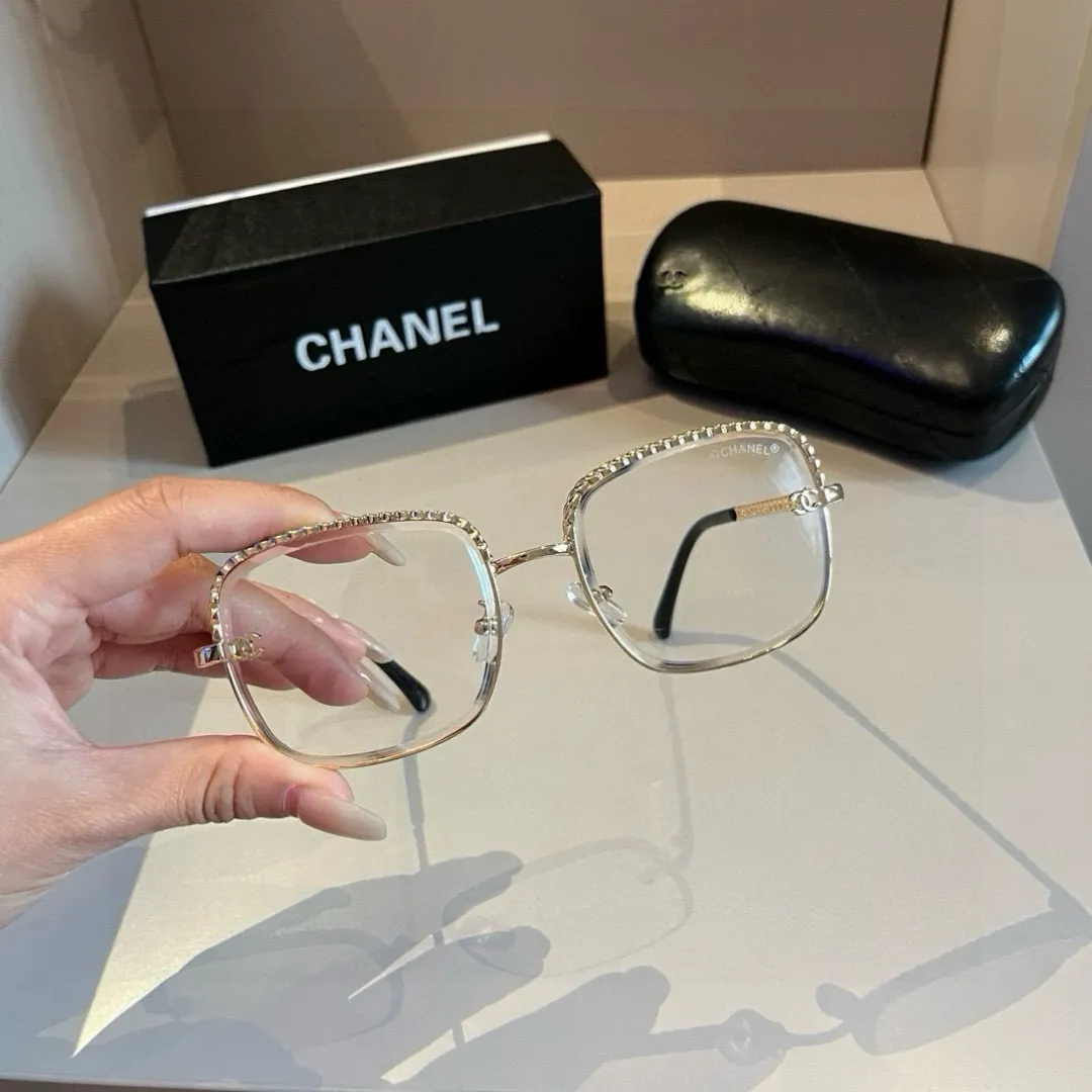シャネル新作黒サングラススクエアフレーム - 画像 (5)
