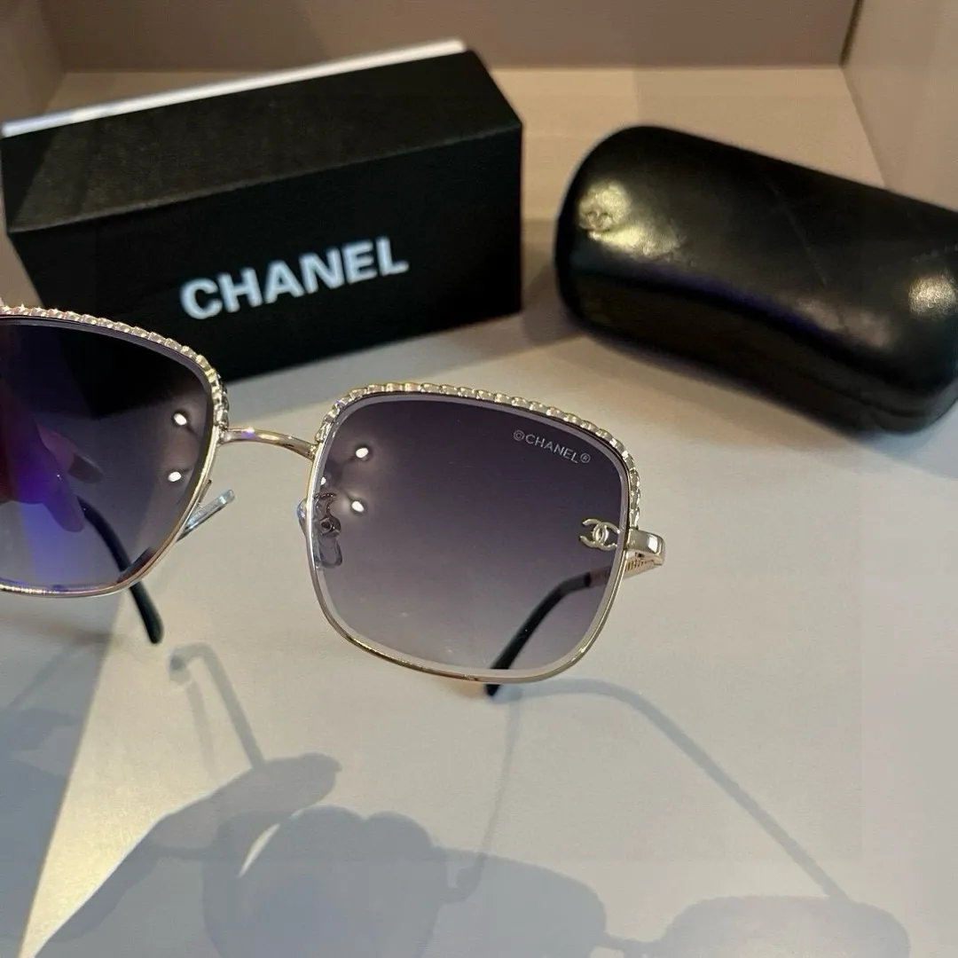 シャネル新作黒サングラススクエアフレーム - 画像 (5)