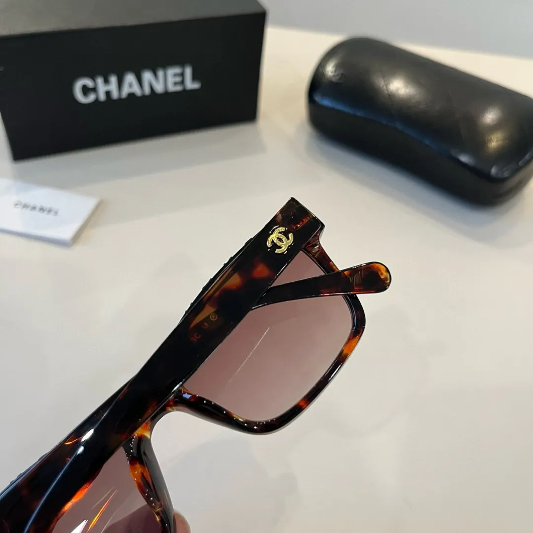 シャネル新作黒サングラススクエアフレーム - 画像 (9)