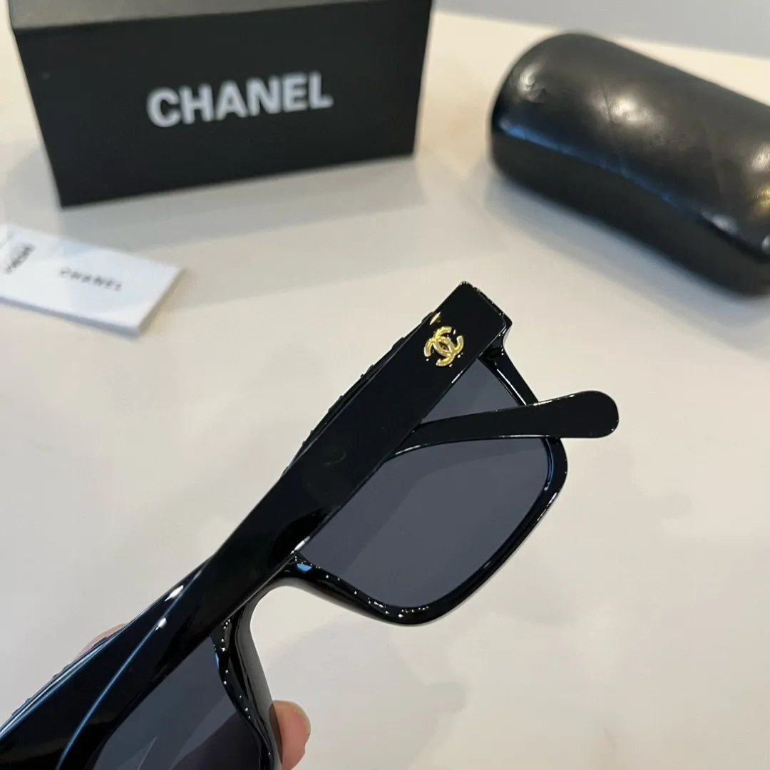 シャネル新作黒サングラススクエアフレーム - 画像 (7)