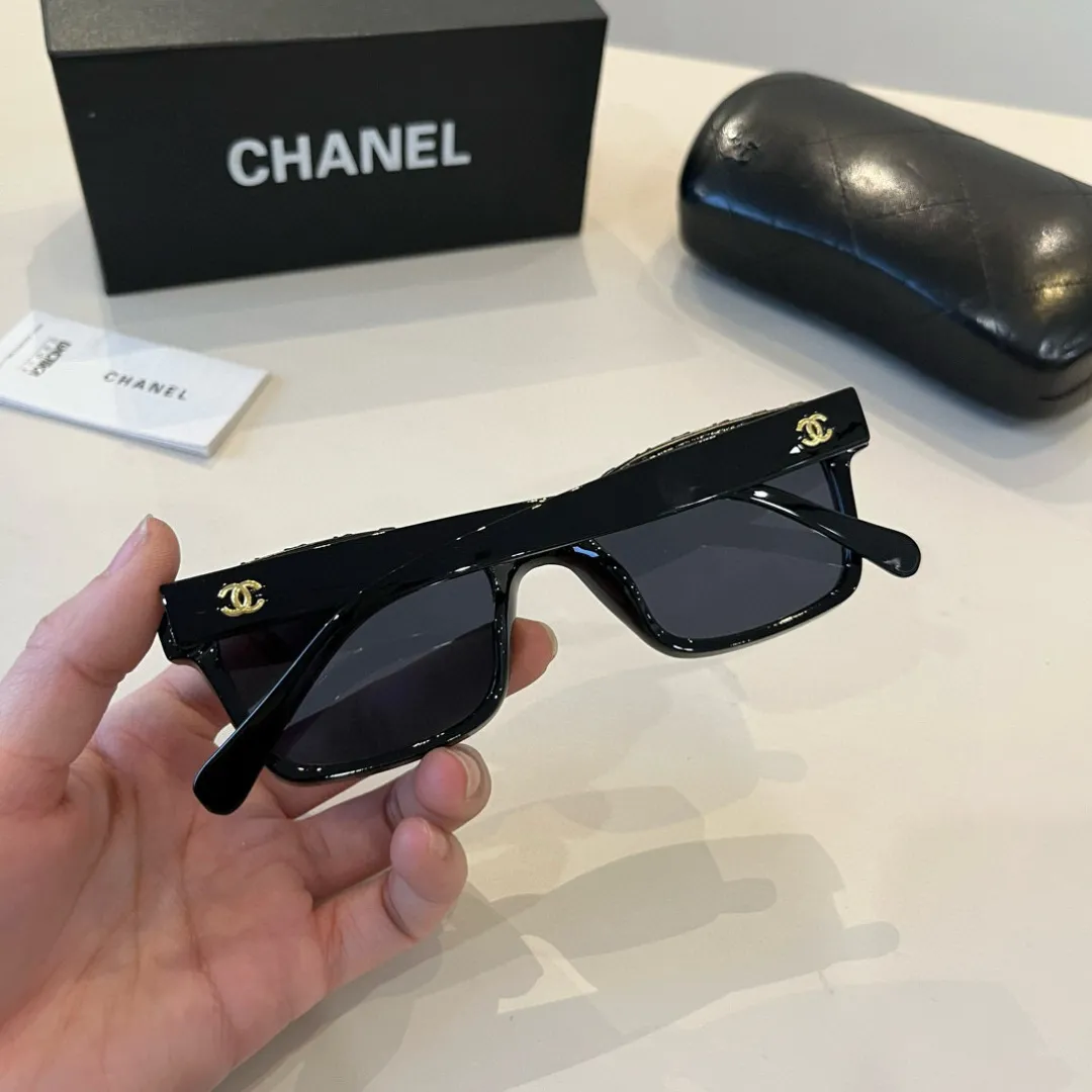 シャネル新作黒サングラススクエアフレーム - 画像 (8)