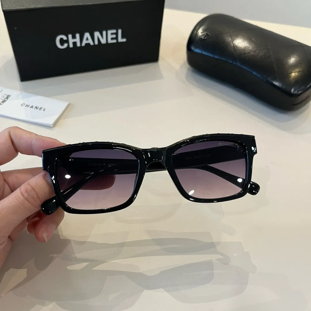 シャネル新作黒サングラススクエアフレーム - 画像 (5)