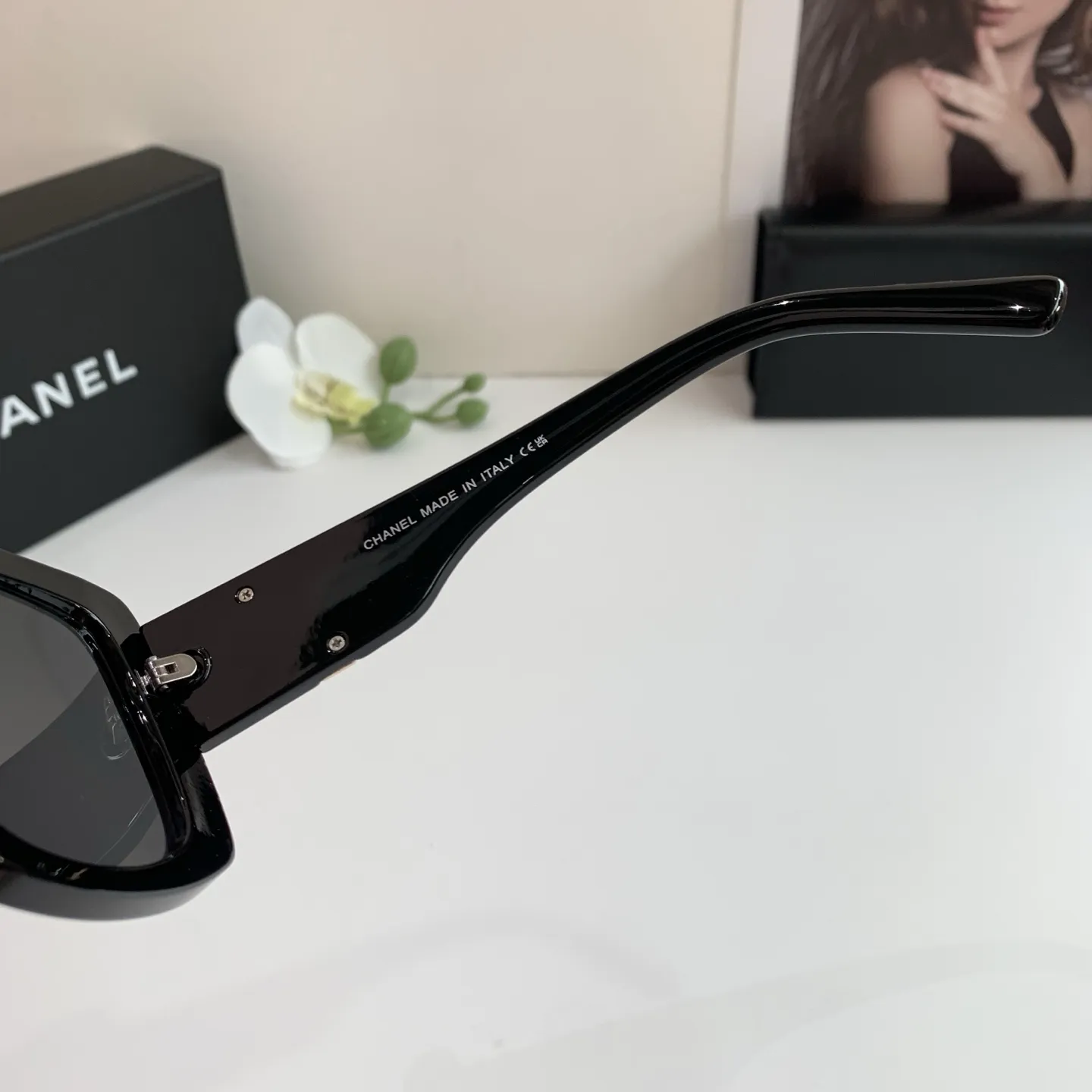 シャネル新作黒スクエアフレームサングラス - 画像 (7)