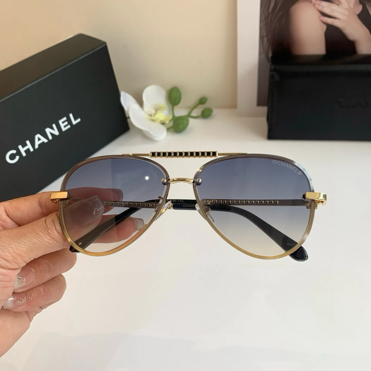 シャネル新作ヒキガエル黒サングラス - 画像 (4)