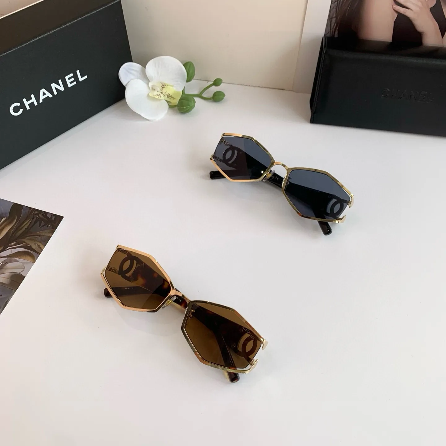 CHANELシャネル新作黒キャッツアイサングラス - 画像 (10)