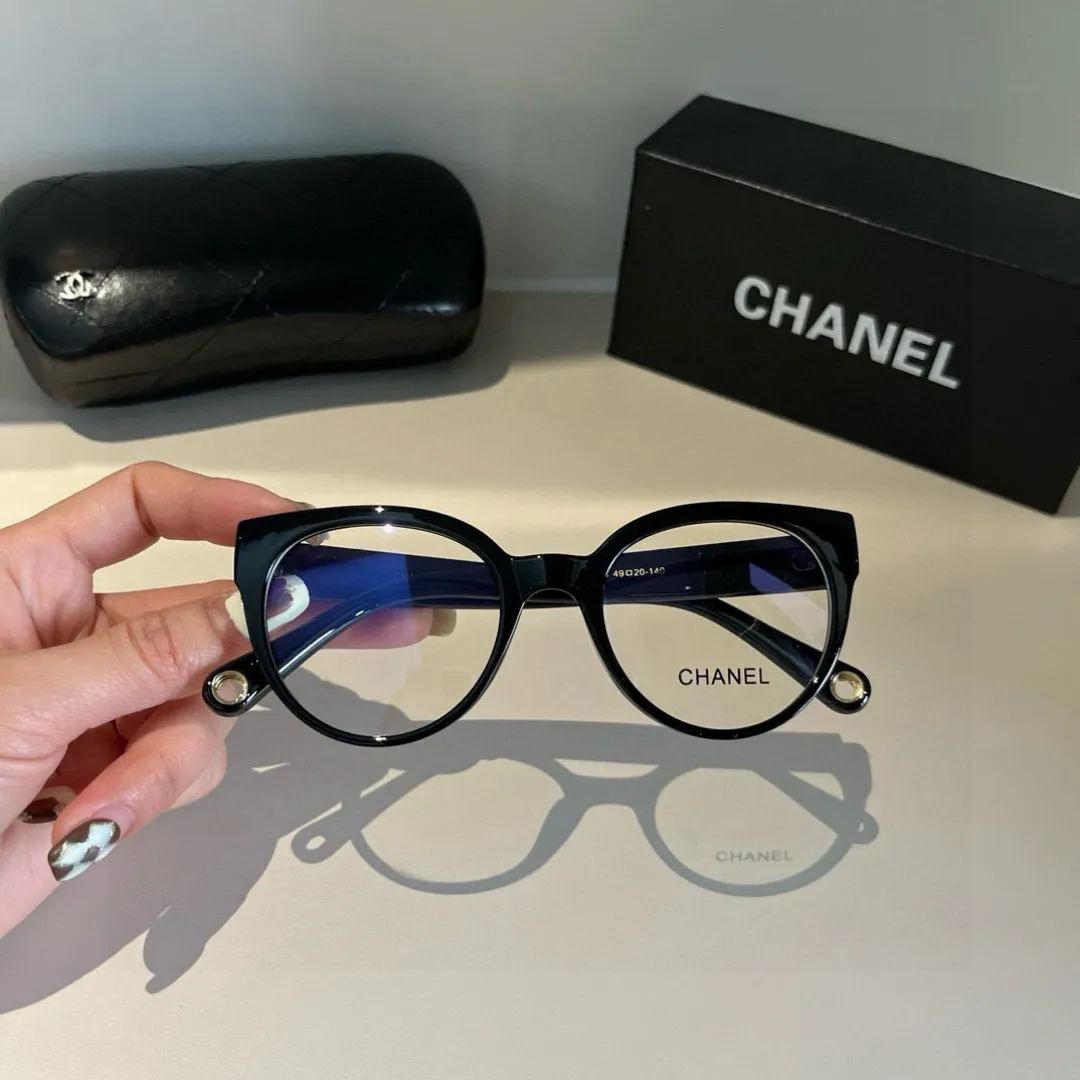 シャネル新作黒ブルーライトカットメガネ - 画像 (6)