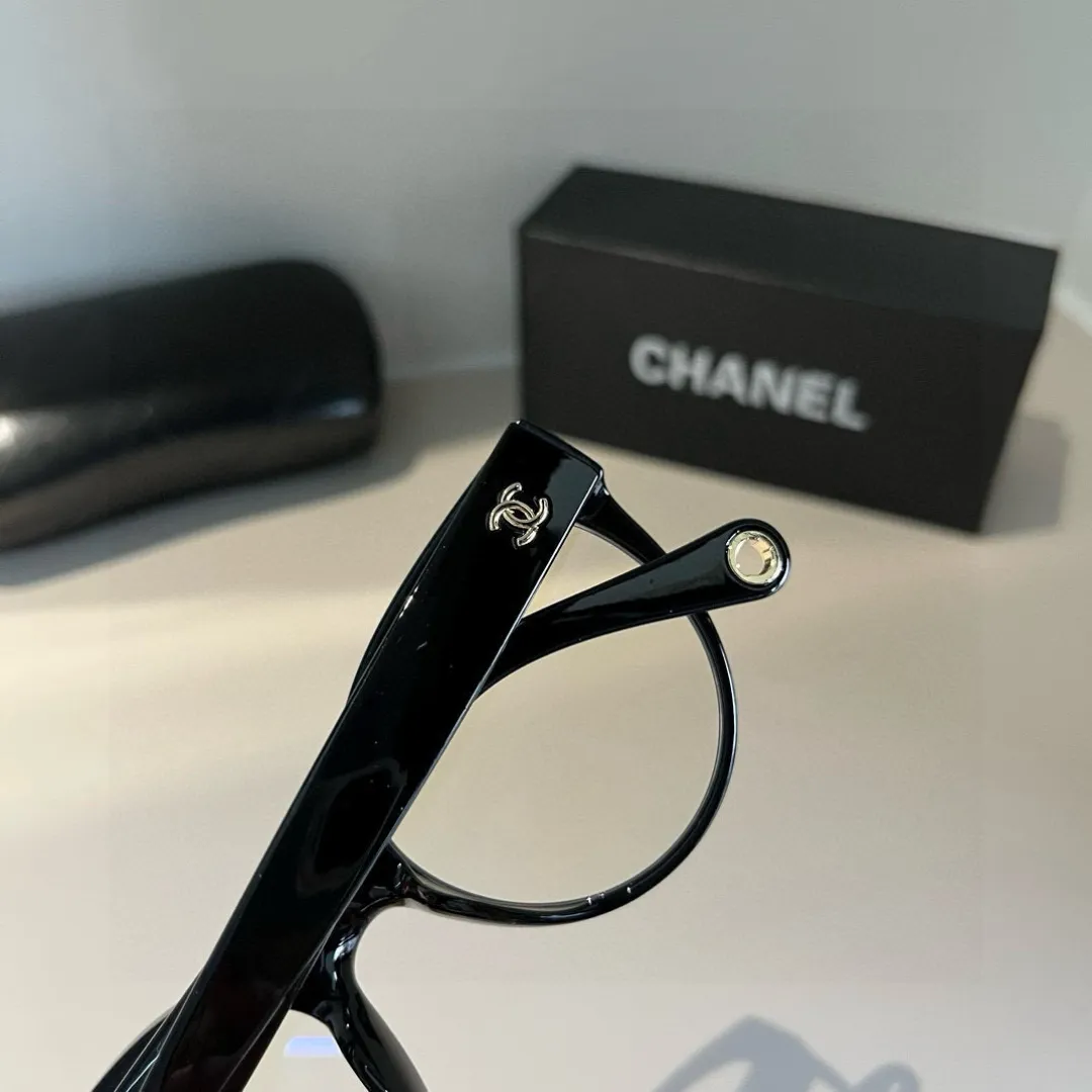 シャネル新作黒ブルーライトカットメガネ - 画像 (8)