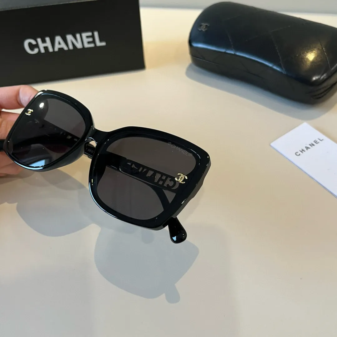 シャネル新作黒サングラススクエアフレーム - 画像 (8)