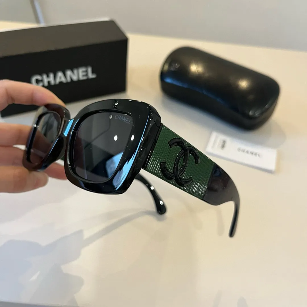 シャネル新作黒サングラススクエアフレーム - 画像 (5)