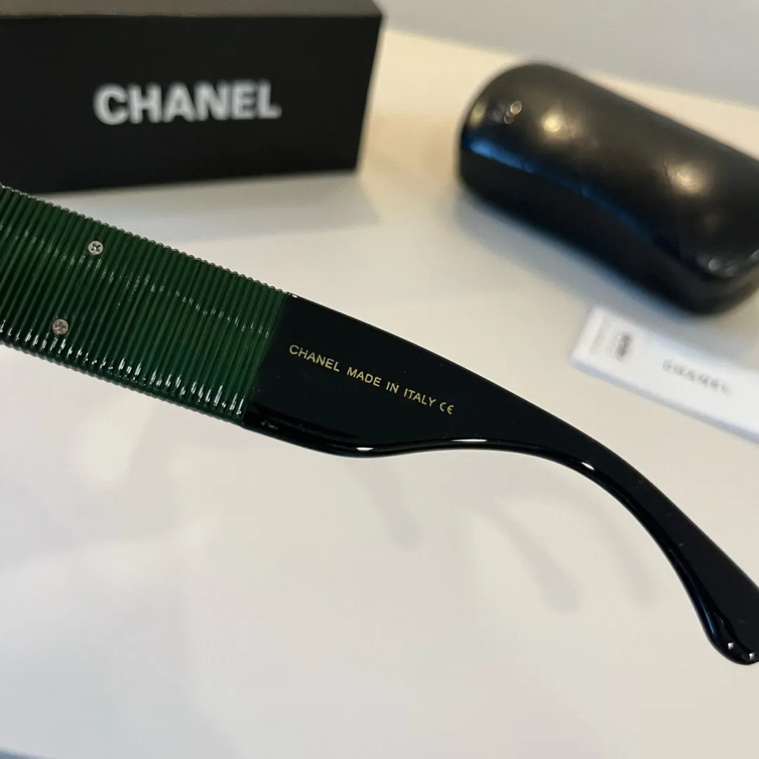 シャネル新作黒サングラススクエアフレーム - 画像 (10)