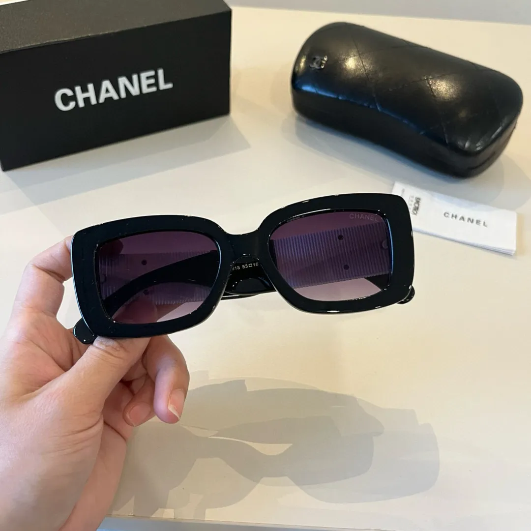 シャネル新作黒サングラススクエアフレーム - 画像 (5)
