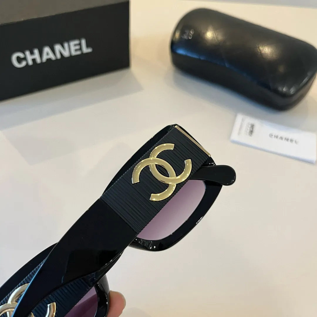 シャネル新作黒サングラススクエアフレーム - 画像 (9)