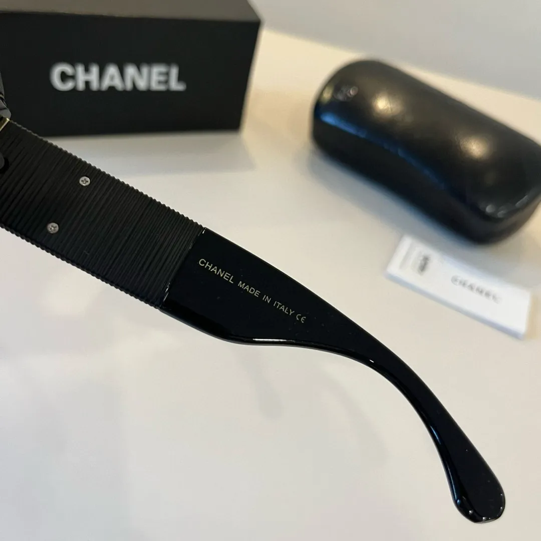 シャネル新作黒サングラススクエアフレーム - 画像 (10)