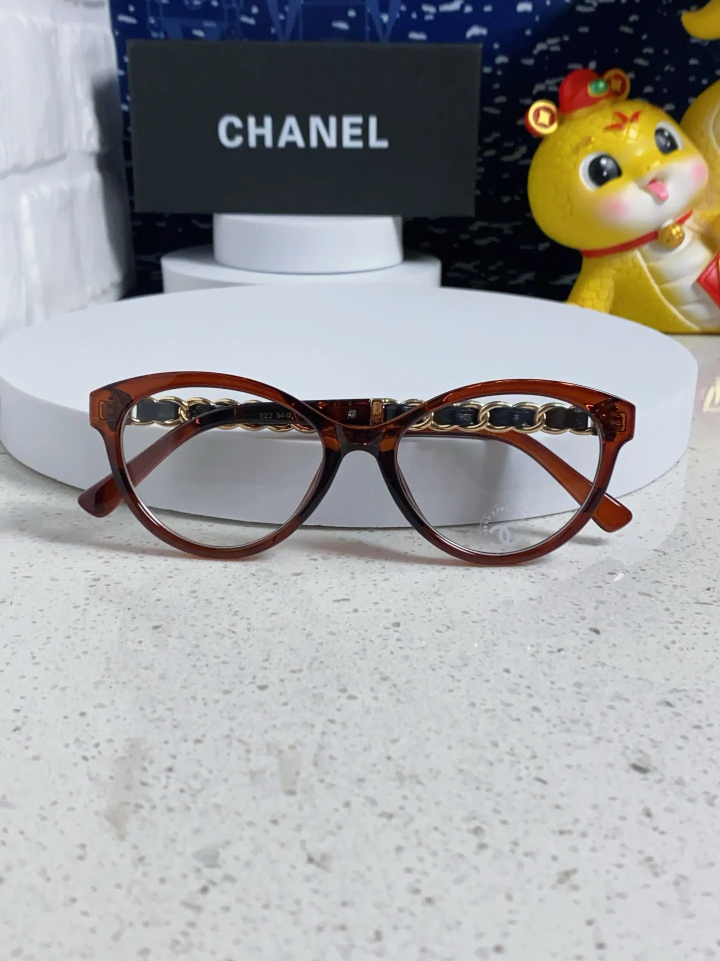 シャネル新作黒キャッツアイ眼鏡P55 - 画像 (9)